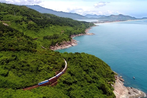 Five-star hotel to be on rails in Vietnam: VNR Chairman