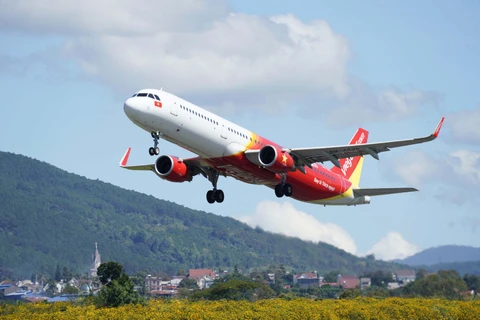 Vietjet offers promotional tickets celebrating April 30 - May 1