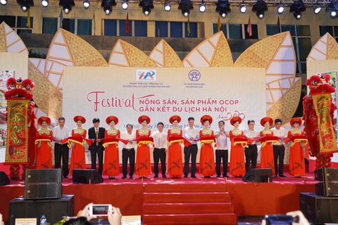 Hanoi launches festival on OCOP products associated with tourism