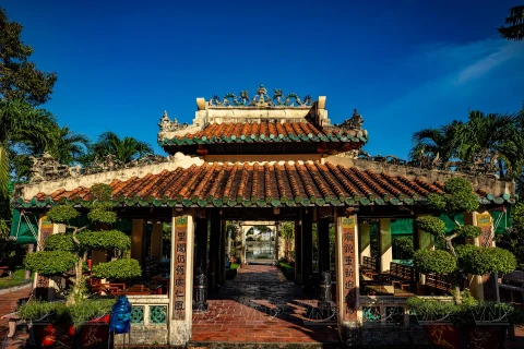 A visit to Mac Cuu Temple in Ha Tien