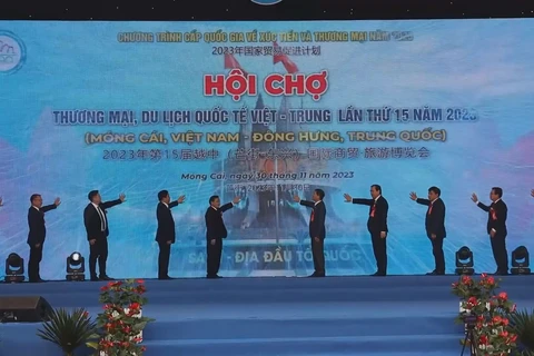 Quang Ninh hosts 15th Vietnam-China int’l trade, tourism fair