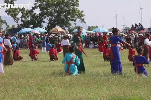 Cham ethnic people in Binh Thuan celebrate Kate Festival