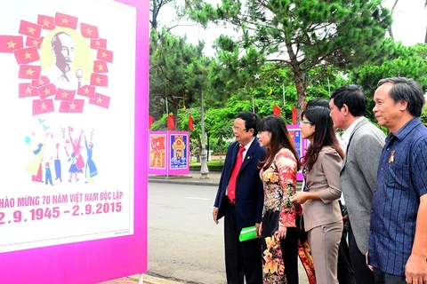 Gia Lai holds exhibition to mark national resistance day