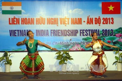 Festival boosts Vietnam-India friendship