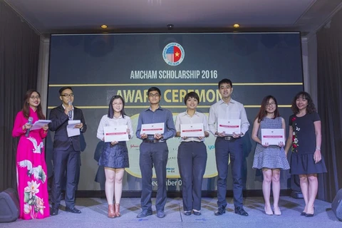 AmCham awards 50 scholarships in HCM City