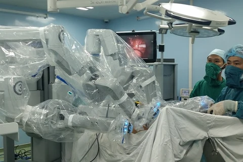 Robots upgrade surgery quality for Vietnamese
