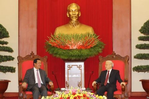 Party chief hails visit by Cambodian Prime Minister 