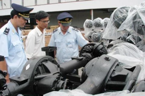 Vietnam imports 8.3 billion USD of equipment from China