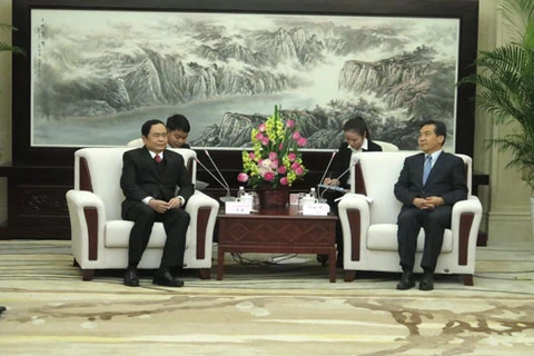 Vietnam Fatherland Front officials visit China