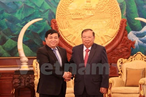 Minister hopes for stronger trade with Laos 