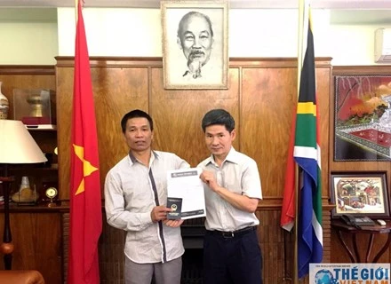Vietnamese Embassy in South Africa supports sailor