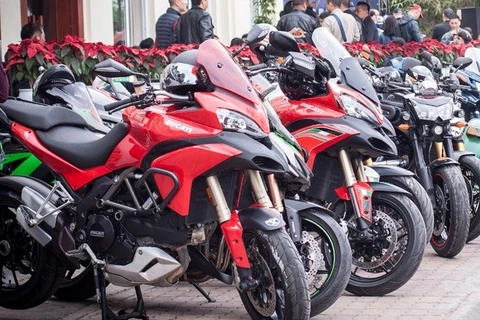 High-engine motorbikes stir domestic market