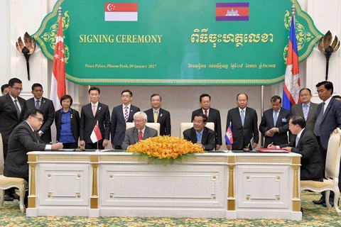Cambodia, Singapore strengthen bilateral cooperation