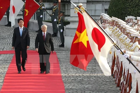 Japanese PM’s Vietnam visit – A good start for bilateral relations in 2017 