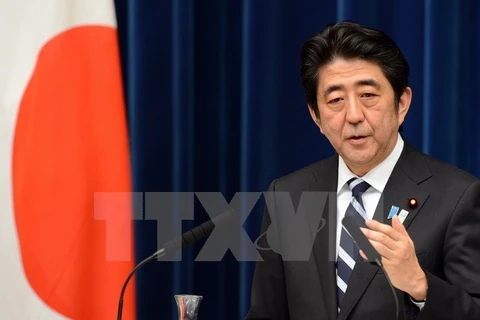 Japan Prime Minister Abe begins Vietnam visit
