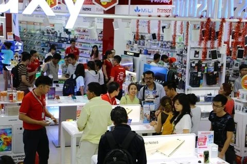 Tet surge in cell-phone sales