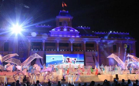 Khanh Hoa starts sea festival logo contest