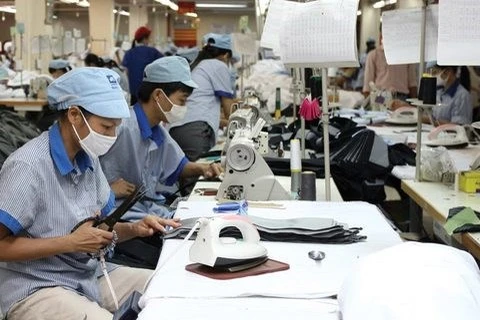 Garment exports to US, Japan hit 15 billion USD in 2016