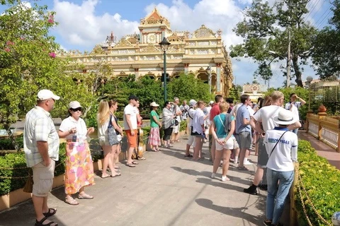 Vietnam promotes tourism in India 