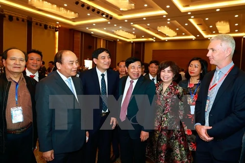 PM asks investors to devise long-term strategies in Nghe An 