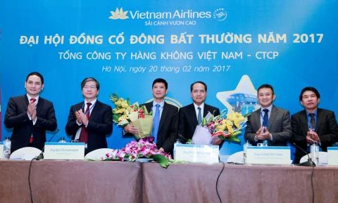 Vietnam Airlines holds extraordinary shareholder meeting 