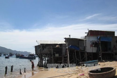 Khanh Hoa to build sea embankment