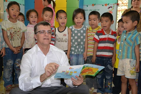 Australian aid supports 11 projects in Vietnam
