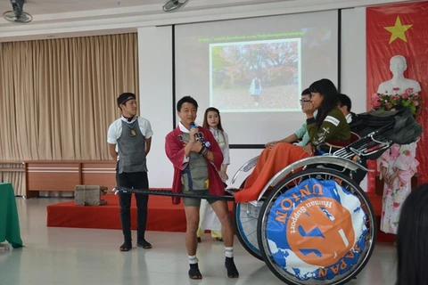 Japanese rickshaw trippers stop for Da Nang visit