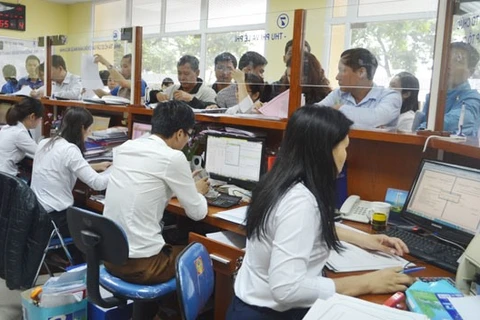 Hanoi's public offices to work on Saturday mornings