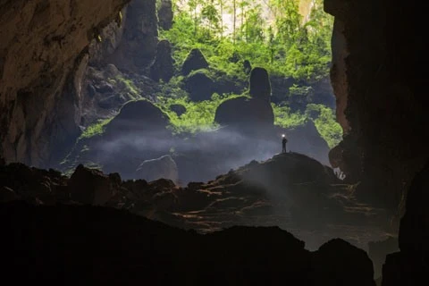 Travellers fined for sneaking into Son Doong Cave