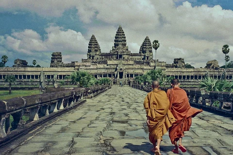Cambodia, Thailand to set up tourism school