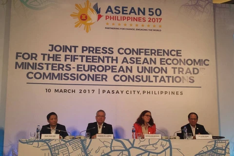 EU, ASEAN agree to resume FTA negotiations