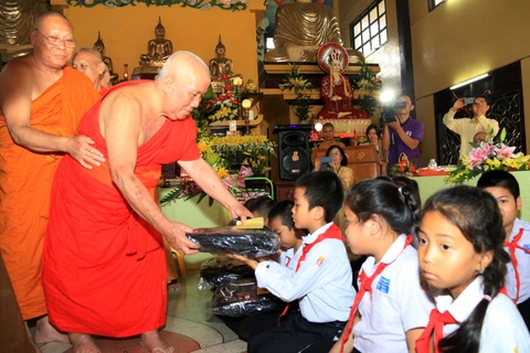 Renowned Vietnamese monk commemorated in Laos