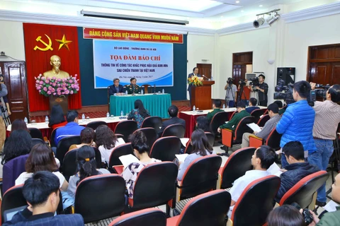 Ministry updates on UXO pollution, settlement in Vietnam