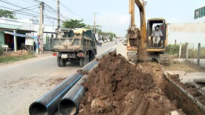 Tien Giang spends over 215 billion VND on water supply pipelines