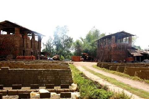 Dong Nai set to close handicraft brick-kilns by year end