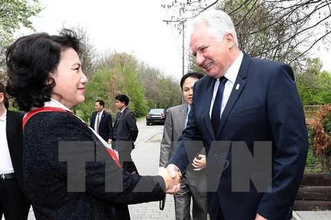 Vietnam’s top legislator hails ties with Hungary