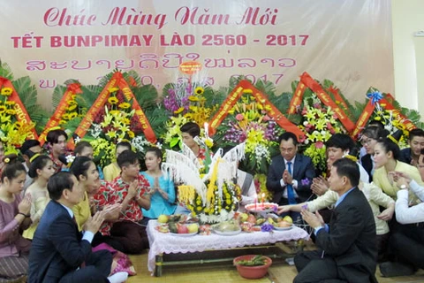 Lao students in Thai Nguyen celebrate traditional festival 