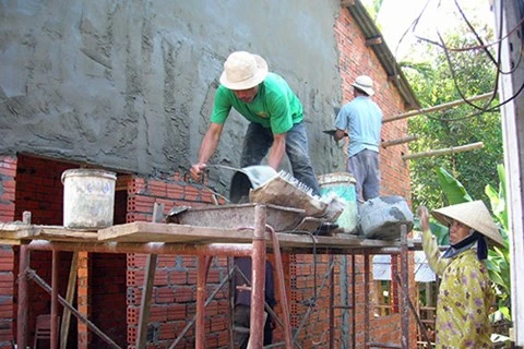 Hanoi builds houses for social policy beneficiaries