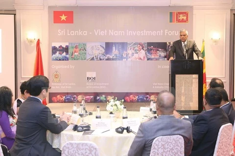 Sri Lankan PM urges serious efforts to achieve 1bln USD trade value
