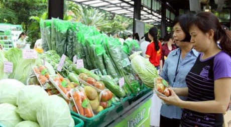 Vietnamese consumers willing to pay more for safe foods