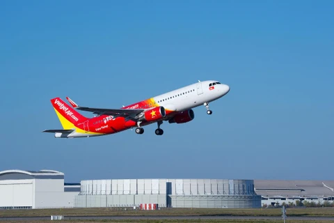 Vietjet airline records positive business results in Q1, 2017