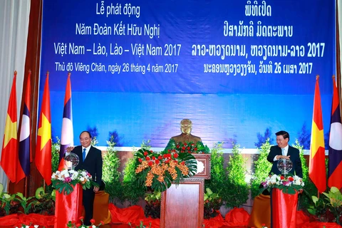 Vietnam, Laos launch year of solidarity, friendship
