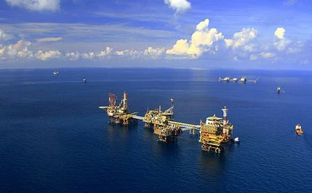 Vietsovpetro inaugurates Tho Trang 03 oil rig 