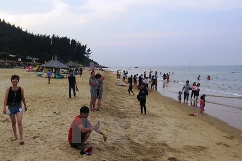 Central Ha Tinh province recovers as hot summer destination