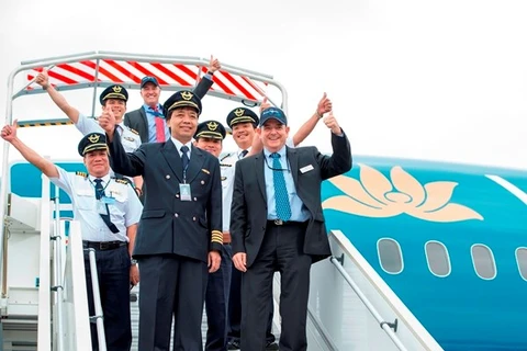 First Vietnamese commercial pilots graduated in Australia