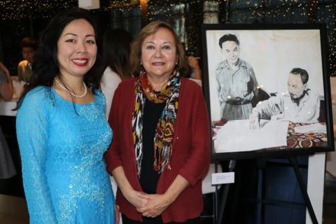 Book on President Ho Chi Minh launched in Canada