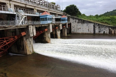 Sand mining in largest irrigation lake ordered to stop