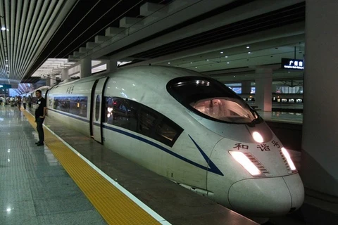 Thailand, Japan shake hands to build high-speed railway 