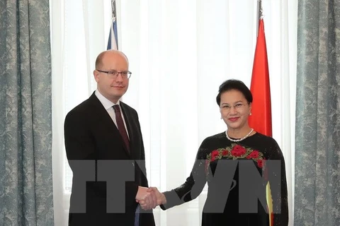 Czech newswire comments on Vietnam-Czech economic prospect 
